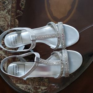 New York Transit Silver Badge Tee Wedge Sandals